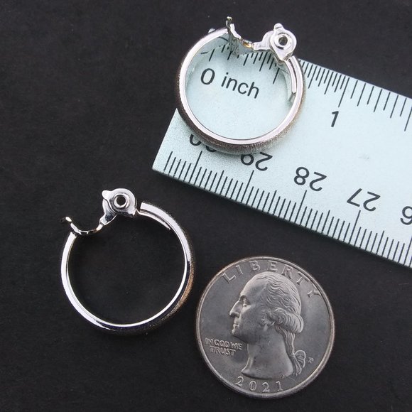 Vintage Monet silver tone hoop style earrings clip on - Picture 8 of 8